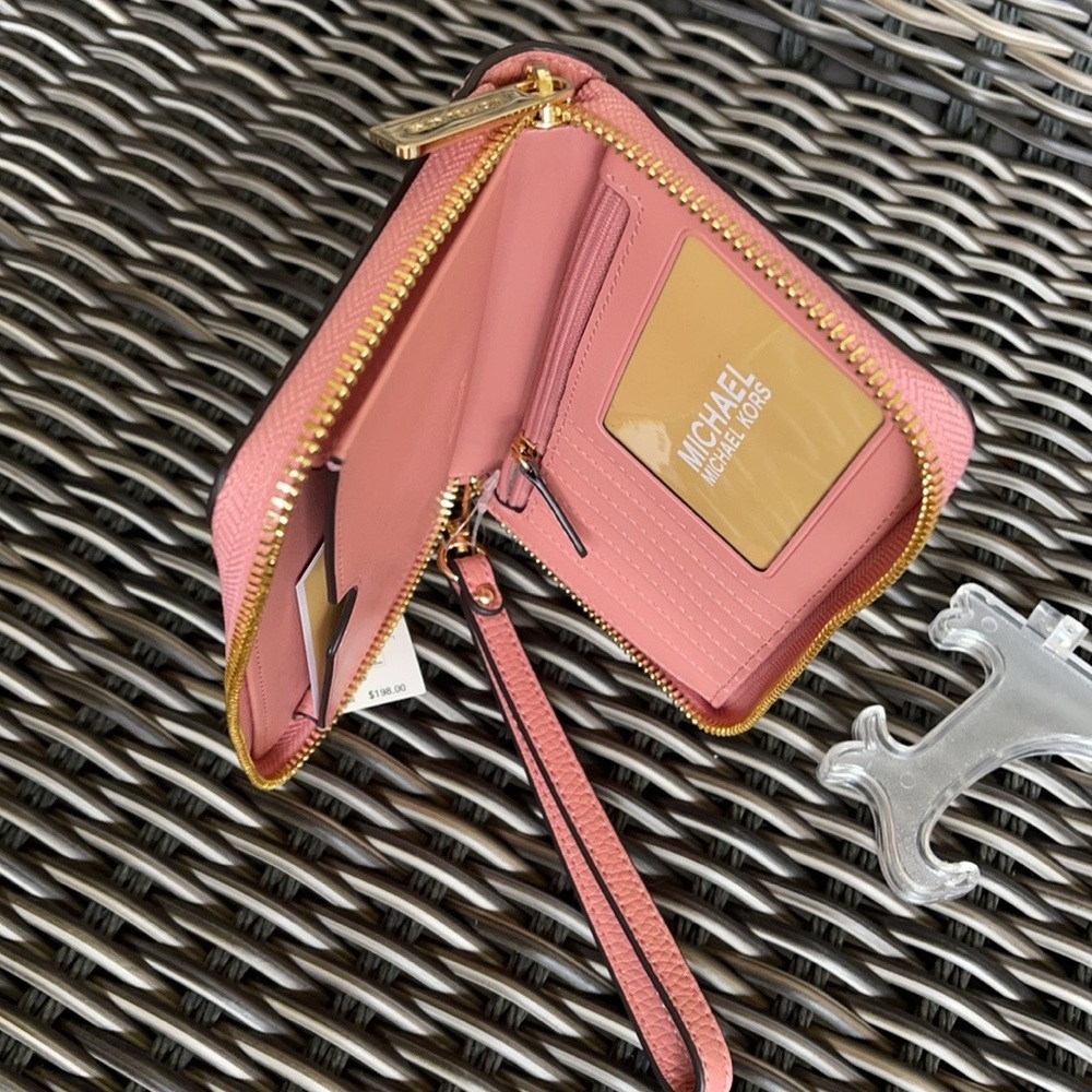 Michael Kors Large Flat MF Phone Case Leather Wallet in Sunset Rose - Picture 10 of 16